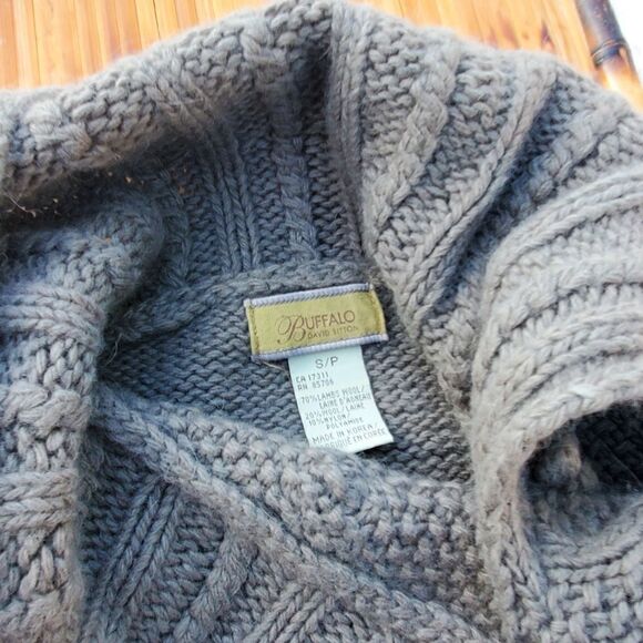 Buffalo By David Bitton Soft Cable Knit Pom Pom Detail Grey Sweater Sz S/P - Picture 6 of 14
